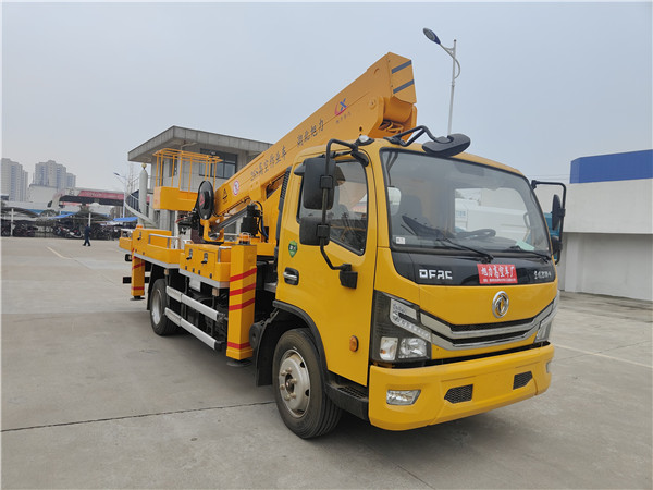東風直臂26米高空作業(yè)車