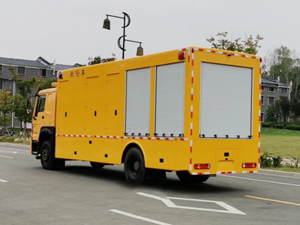 重汽豪沃救險(xiǎn)車(chē)